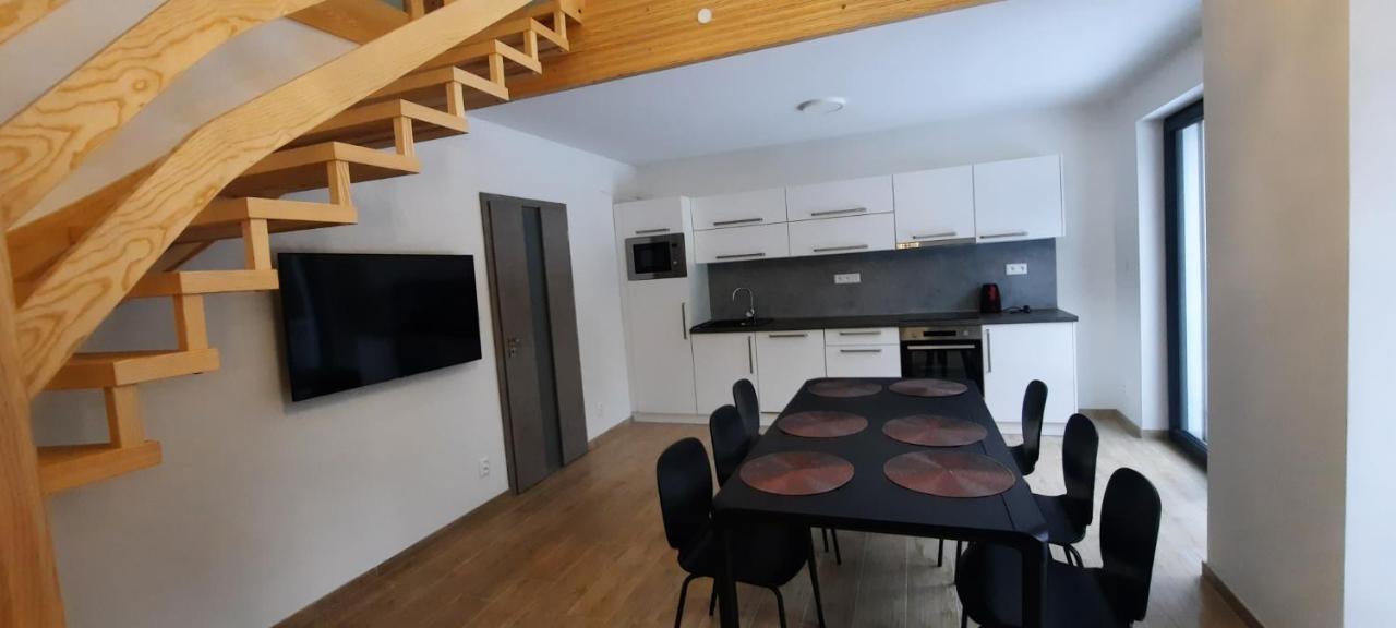 ליפנו נאד וויטאבו Apartmany Aktiv Lipno מראה חיצוני תמונה