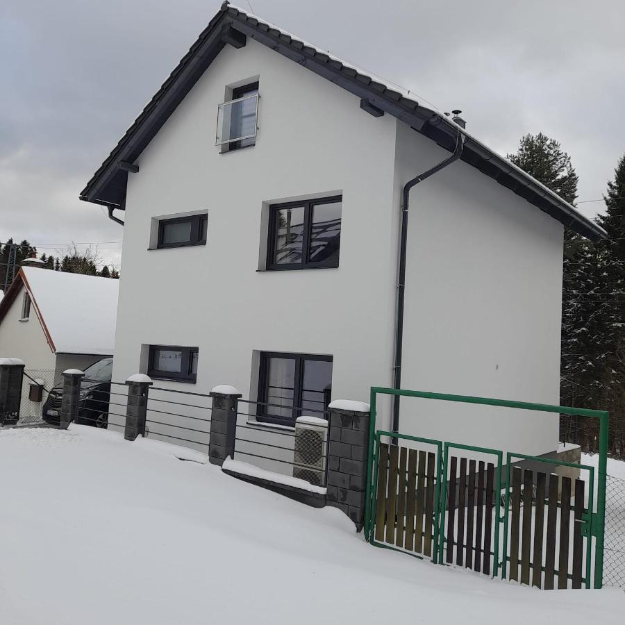 ליפנו נאד וויטאבו Apartmany Aktiv Lipno מראה חיצוני תמונה